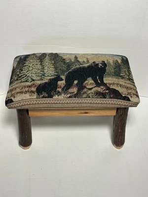 Taburete de pie pequeño de oso negro de nogal natural rústico - 17" x 10" x 13" Foto 1 de 4