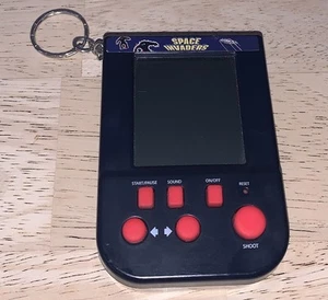 Space Invaders Playable Keychain Keyring Fizz Creations LCD Handheld Game - Picture 1 of 3