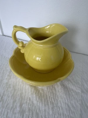 VINTAGE MCCOY POTTERY PITCHER AND WASH BASIN BOWL YELLOW  - Image 1 of 4