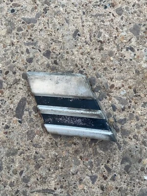 Dodge Ram Van 1986-1993 B150, B250, B350 Aluminium Front Fender Moulding Driver - Image 1 of 3