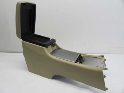 Center Console B9 Tribeca 2007  Arm Rest Storage Lid Cover Cup Holder Trim OEM - Imagem 1 de 4