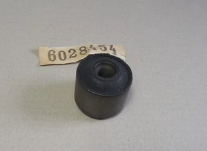 Ford Taunus Buchse Längslenker 07/1970 - 08/1983 Finis 6028454 - 76BB-5K792-AA - Bild 1 von 7