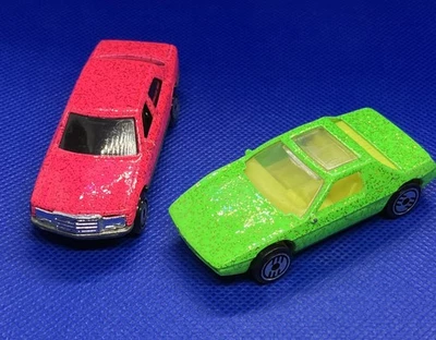 Pontiac Figero verde brillo y rosa 380 SEL Hot Wheels Foto 1 de 4