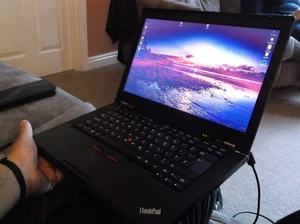 Thinkpad T420S Laptop 2.50 GHz Core i5 8GB RAM 128 / 64 GB SSDs - Dual Boot!! - Picture 1 of 18