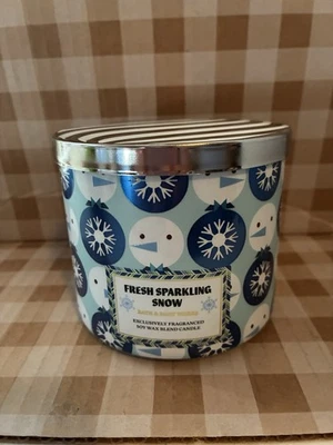 BATH AND BODY WORKS Fresh Sparkling Snow 3 Wick Candle With Lid - Image 1 of 4