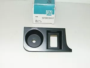 Left Instrument Panel Trim Plate 1982 Chevrolet Cavalier 14019647 Chevy - Bild 1 von 4