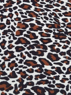 Tela de gasa cachemira con estampado animal ropa tela de moda    Foto 1 de 2