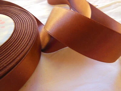 Ruban ancien satin Stéphanoise marron 3 mètres sur 2,3 cm double face  B4 - Photo 1/3