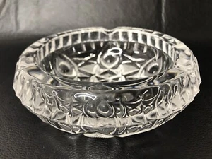 Vintage Lead Crystal Ashtray Chunky 2 lbs. Starburst Design ~ Heavy/Thick Glass - Picture 1 of 10