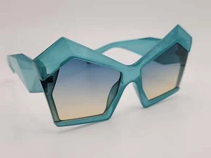 Popular Fashion Big Rectangle Women Luxury Sunglasses Vintage Shades UV400 - Picture 1 of 9