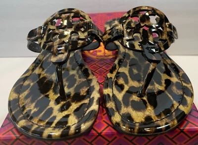 Excelentes sandalias Tory Burch Miller charol leopardo natural talla 7 M con caja Foto 1 de 4