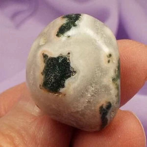 Grüner Sardonyx Grabstein ""Ideal für Schutzgitter"" 13,9 g SN47197 - Bild 1 von 4