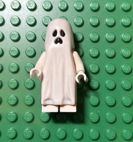 LEGO Ghost Minifigure - 10228 850487 30201 Monster Fighters