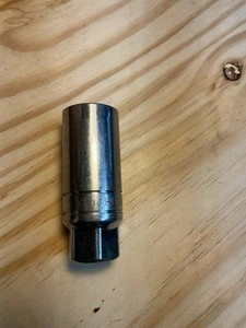Used Husky 6 Point 13/16 Deepwell Socket 3/8 Drive - Picture 1 of 3