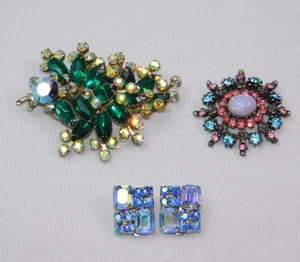 Vtg AB Rhinestone Opal Layered Brooch Earrings Green Blue Pink Iridescent Coro - Picture 1 of 5