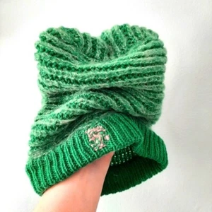 Vintage Wool Knit Green Winter Toque Hat Mended Granola Boho Ribbed - Picture 1 of 4