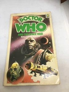 DOCTOR WHO and the Space war Target Books edn 1976 - Picture 1 of 3