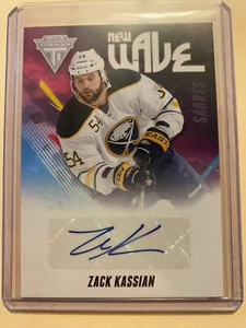 A18,090 - 2011-12 Panini Titanium New Wave Autographs #14 Zack Kassian - Picture 1 of 1