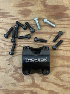 Thomson X4 Stem Faceplate 31.8 Black with a mix of Thomson stem bolts - Picture 1 of 4