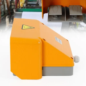 Interruptor momentáneo doble de 2 pies control de pedal aluminio equipo eléctrico 110v EE. UU. - Imagen 1 de 11