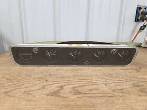 1992 - 1995 Jeep Wrangler YJ Center Gauge Fuel Temp Volt Oil 56004888 OEM - Bild 1 von 6