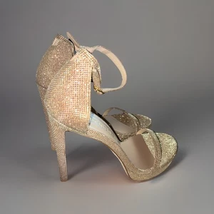 STUART WEITZMAN NUDIST DISCO SHOES IN HONEY SIZE EU 40.5 RRP £270 - HALF PRICE - Picture 1 of 11