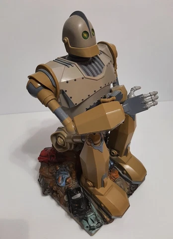 The Iron Giant Animated Coin Bank Trendmasters 1999 "NOT WORKING" Cover
