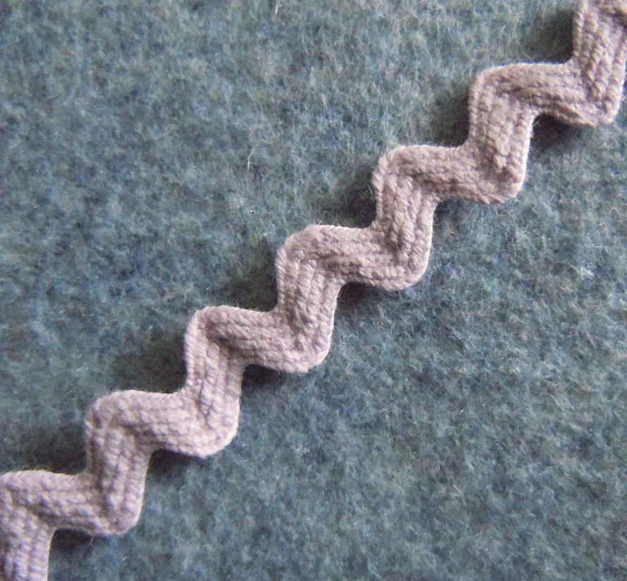 5y x 10 = 50 yardas 3/8"" de ancho Ric Rac Rick Rack ajuste encaje tú elegiste colores Foto 1 de 2