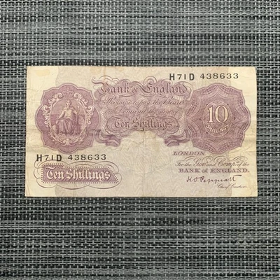 Billete de 10 chelines de Gran Bretaña 1940-1948 Segunda Guerra Mundial Segunda Guerra Mundial Foto 1 de 4