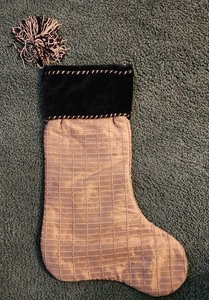 Hellbrauner Seiden-Weihnachtsstrumpf, schwarzer Samt, Quaste, Seilborte verziert, Indien - Bild 1 von 4