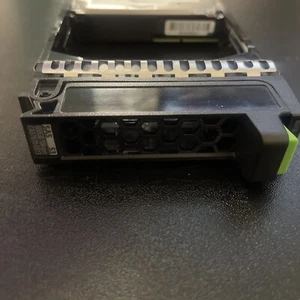 Fujitsu Eternus S3 600GB 2.5'' 10K 6G SAS Hard Drive CA05954-2296 CA07670-E613 - Picture 1 of 2