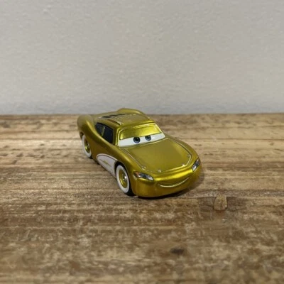 Coches Disney Pixar Personalizados Metálicos Dorado Ransburg Cruisin Lightning McQueen 3 Foto 1 de 4