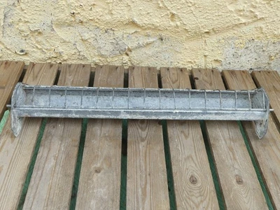 Metall Futtertrog 49 cm für Geflügel und Vögel – Hühnertränke Futterspender - Bild 1 von 4