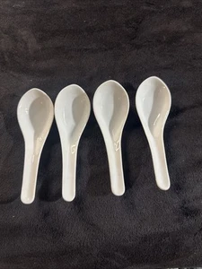 4 Asian Soup Spoons White Porcelain Soup/Rice Spoons in EUC 5.5” - Picture 1 of 7