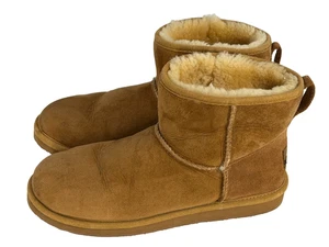 LL Bean Suede Women’s Size 9 Medium Fur Lined Boots Pull On - Picture 1 of 6