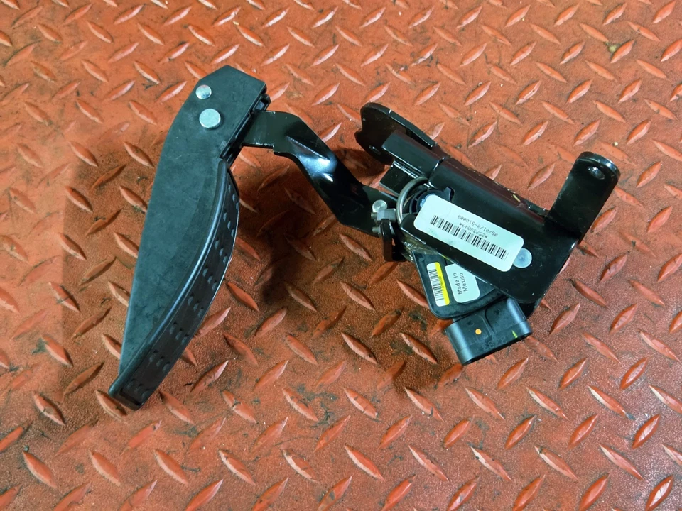 Pedal acelerador 2005-2011 OEM com sensor de posição para Cadillac STS 25838049 - Imagem 1 de 4