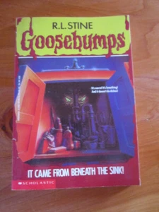 BOOK GOOSEBUMPS IT CAME FROM BENEATH THE SINK & STICKERS GREAT ** MUST SEE * - Picture 1 of 3