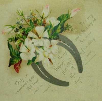 Викторианская поздравительная открытка 1880-90-е серебряная подкова и белые цветы и M - Изображение 1 из 3