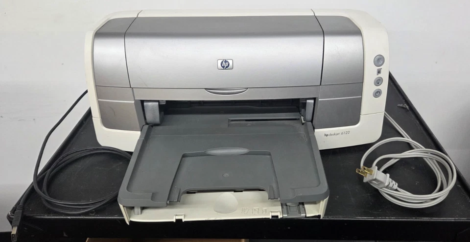 HP DeskJet 6122 Color Inkjet Printer w/ Power Cord & USB Cord - Image 1 of 4
