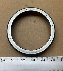SKF Tapered Roller Bearing Cup P/N K-HM813810 - Picture 1 of 8