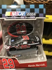 2004 Trevco Kevin Harvick #29 GM Goodwrench Car Christmas Ornament NASCAR - Picture 1 of 6