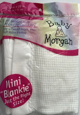 Mini manta blanca Baby Morgan vintage (original) 18x20 Foto 1 de 3