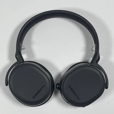 SteelSeries Arctis 3 - All-Platform Gaming Headset - for PC, PlayStation 5, Xbox - Image 1 of 4