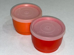 (2) TUPPERWARE KIDS SNACK CUPS USA SHEER 1229 & LIDS - NICE T3 - Picture 1 of 3