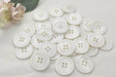 2 Knöpfe rund Perlmutt 20mm weiß Muscheln Rand Knopf Jacke schimmer Damen natur - Bild 1 von 4