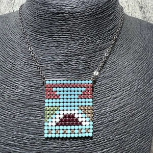 SWAROVSKI Aztec Style Pendant Necklace Crystal Rhodium Plated Pretty Kitsch - Picture 1 of 7