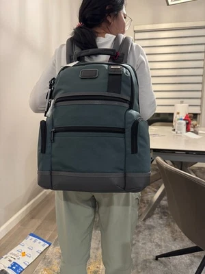 Mochila TUMI PARRISH, ópalo oscuro, nueva con etiquetas Foto 1 de 4