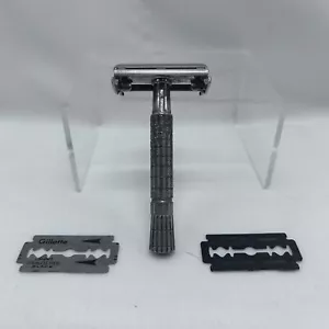 Gillette Flare Tip Super Speed Double Edge Safety Razor - C1 1957 TTO VTG - Picture 1 of 15