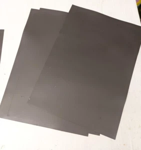Fogli magnetici lisci formato A4 per arte, 0,5 mm qtà 4 -- 1 danneggiati vedi foto - Foto 1 di 5