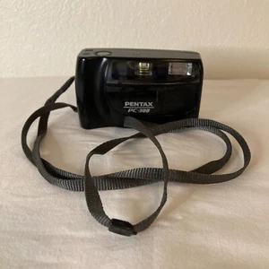 Pentax PC-300 Point and Shoot Film Camera with strap, Battery Tested - Picture 1 of 11